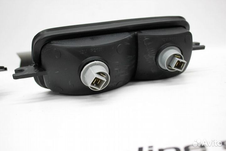 Подфарники Нива 4х4 Белые