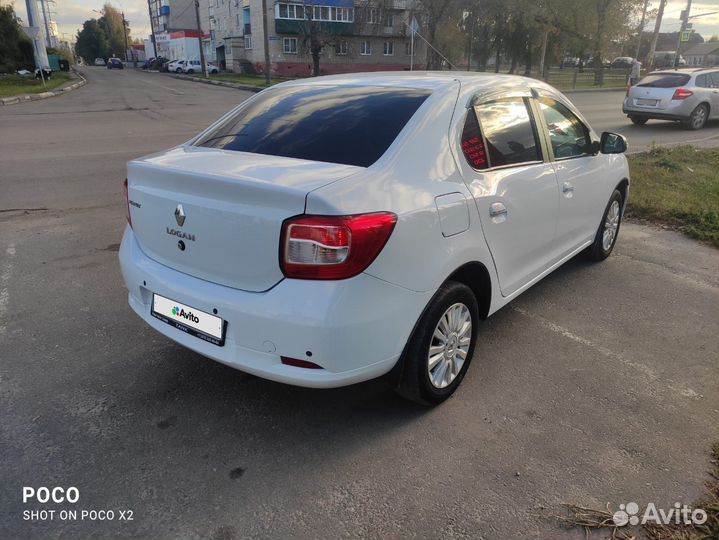 Renault Logan 1.6 AT, 2017, 112 000 км