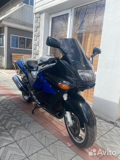 Kawasaki ZZR 1100
