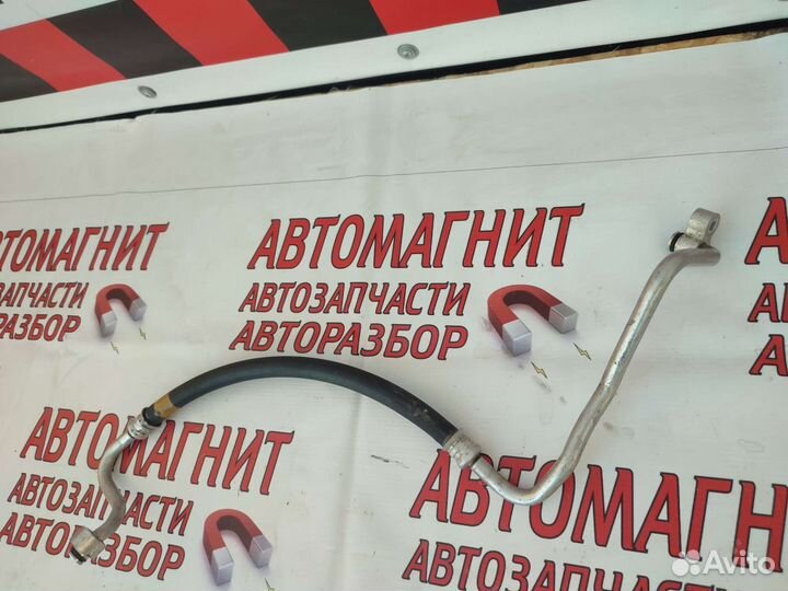 Трубка кондиционера короткая Тойота Рав 4 50 18-22