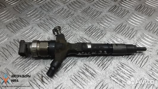 Форсунка Toyota Hilux 7 2005 23670-30140