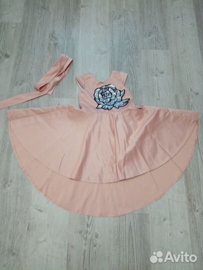 Платье на девочку 7 - 8 лет