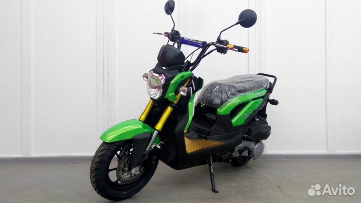 Скутер Vento 150