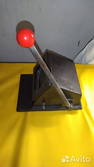 Вырубшик пластиковых карт размером 88х60мм