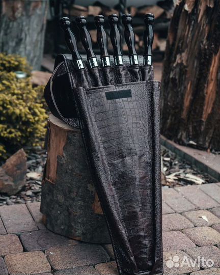 Подарочный набор шампуров в змеином чехле