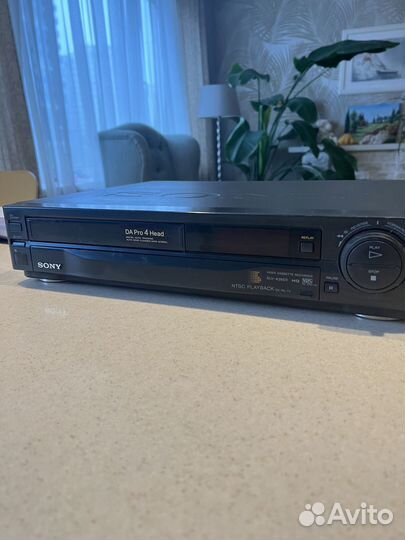 Видеомагнитофон sony