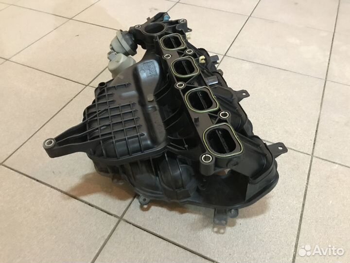 Впускной коллектор Ford Focus 2 1.8