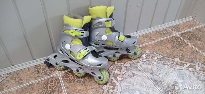 Роликовые коньки детские раздвижные р.31-34