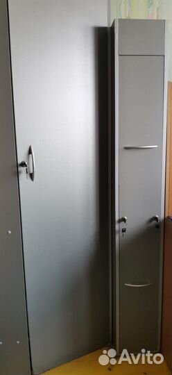 Шкаф офисный