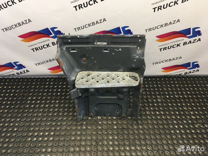 1515192 Корпус подножек правый Scania 4-series