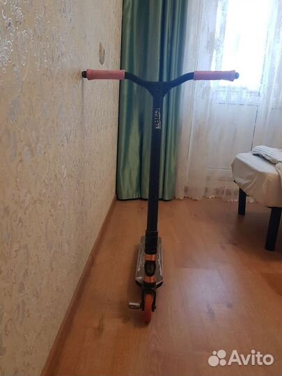 Трюковой самокат oxelo