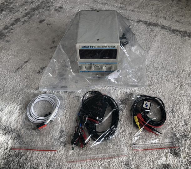 Лабораторный блок питания 15v TXN-1502D и 3 кабеля