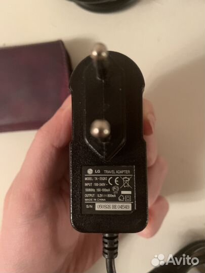 Зарядное устройство для телефона LG