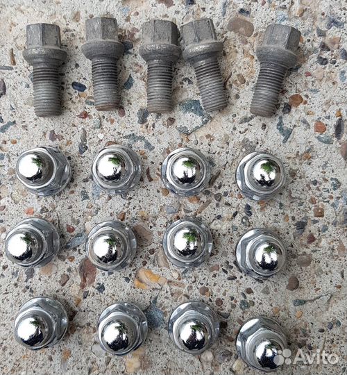 Болты гайки