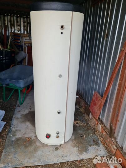 Бойлер косвенного нагрева 200