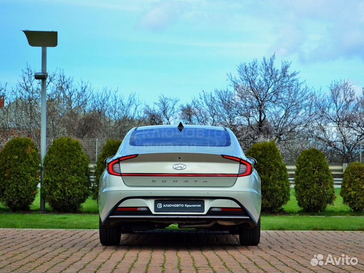 Hyundai Sonata 2.0 AT, 2022