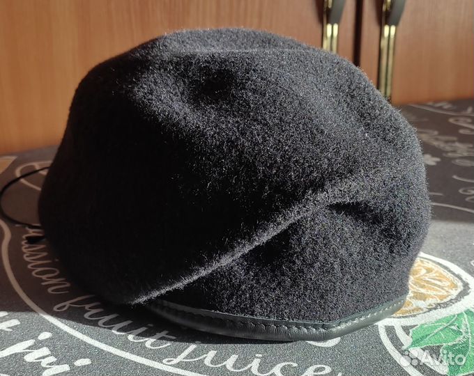 Берет черный