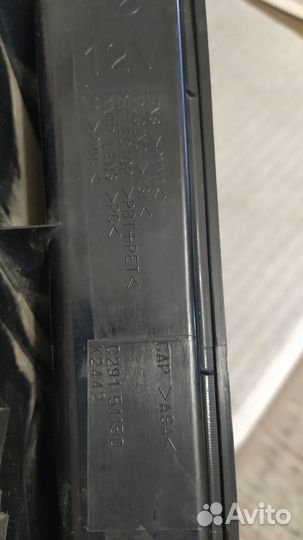 Фонарь задний mazda 5