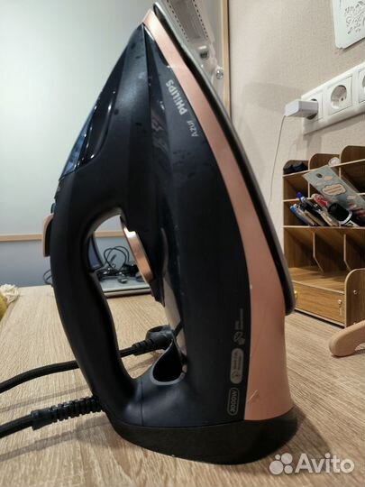 Паровой утюг Philips