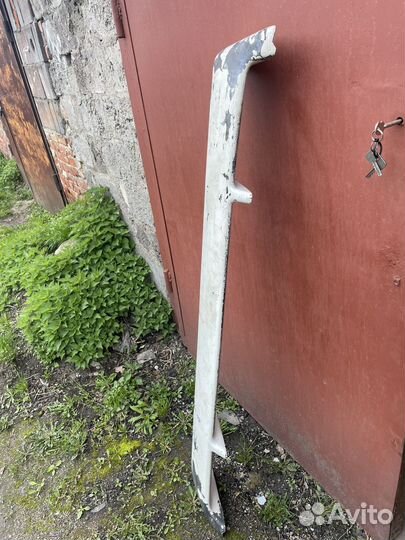 Спойлер volvo 740