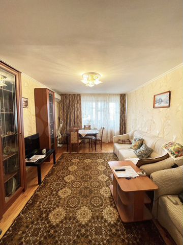 3-к. квартира, 71,6 м², 8/10 эт.