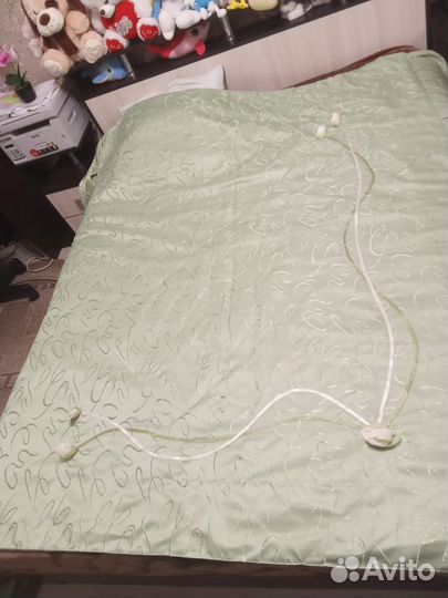 Покрывало на кровать 2*2,60см