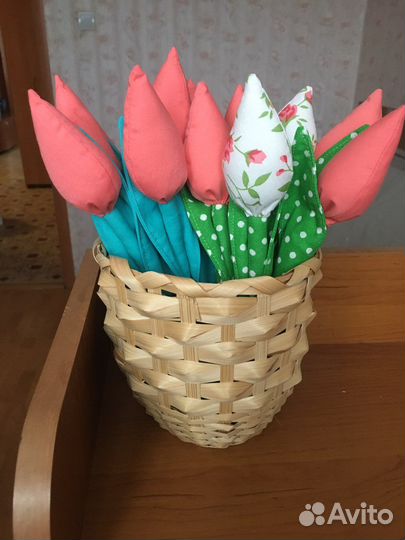 Букетик тюльпанов из текстиля