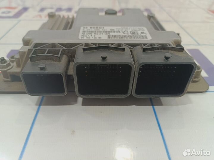 Блок управления двигателем Citroen C4 II 967664358
