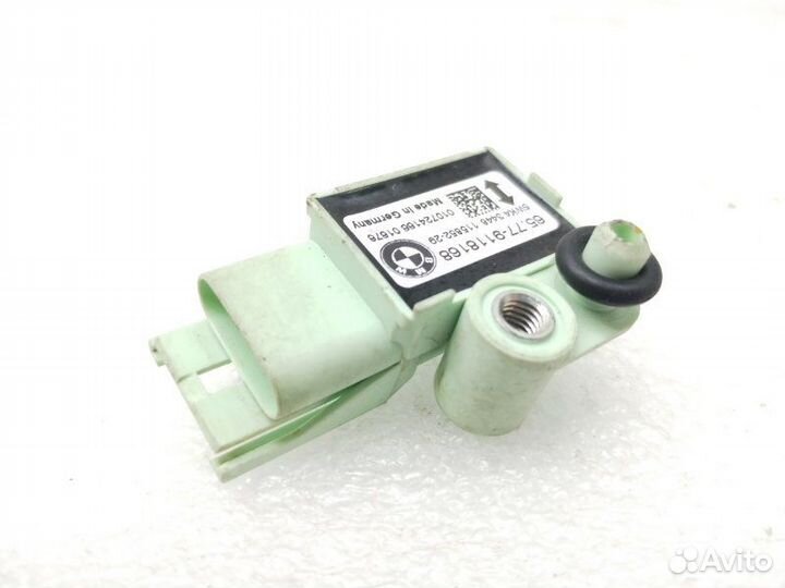 Датчик удара передний левый Bmw 5-Series E60 2.5