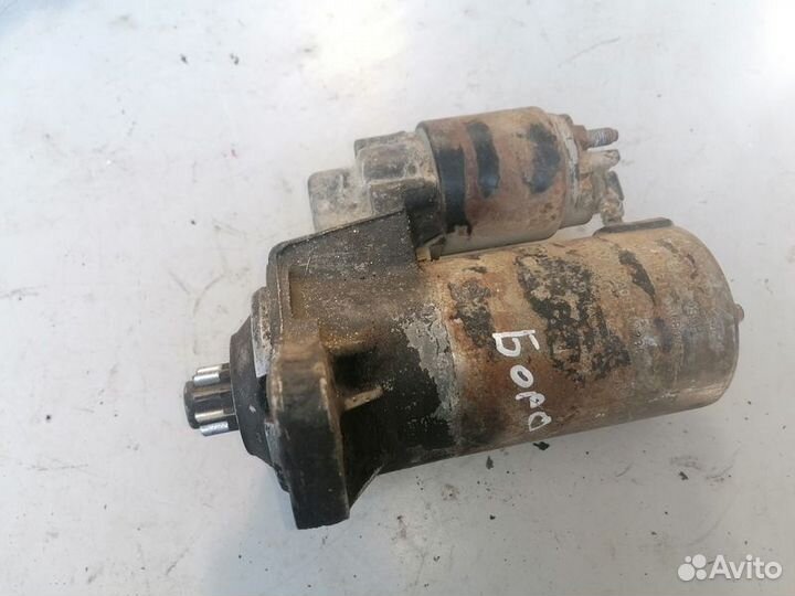 Стартер Volkswagen Golf 4