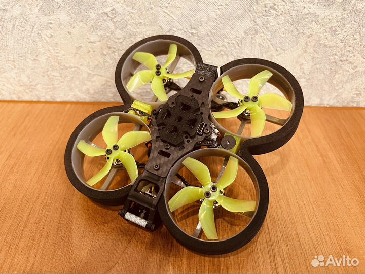 FPV квадрокоптер - синевуп 