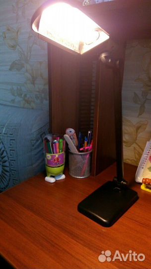 Лампа настольная