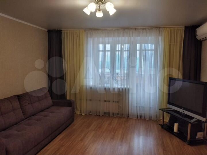 1-к. квартира, 40 м², 9/9 эт.