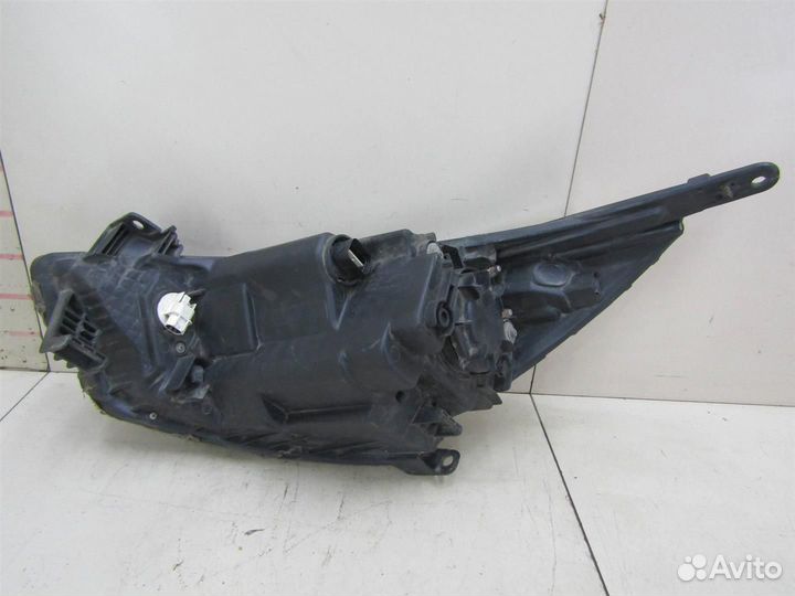 Фара правая Hyundai Solaris 2010-2017