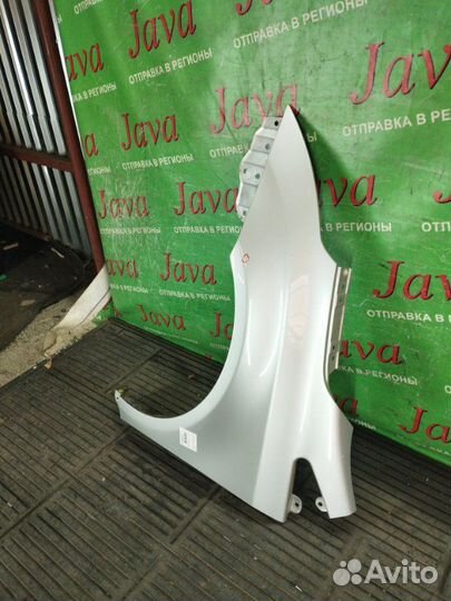 Крыло переднее левое Toyota Avensis ZRT272 3ZR-FAE