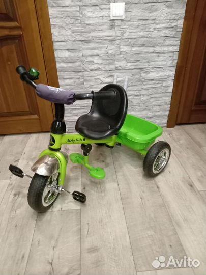 Детский трехколесный велосипед