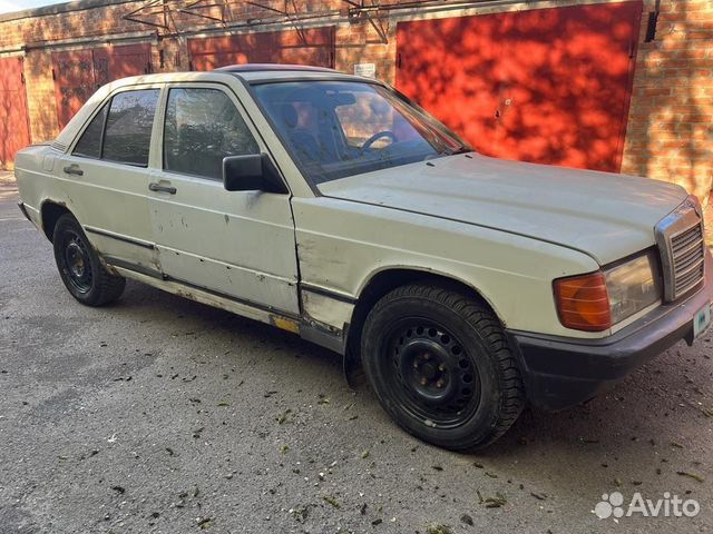 Mercedes-Benz 190 (W201) 2.0 МТ, 1982, 450 000 км