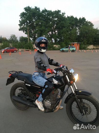 Мотоинструктор, Мотошкола