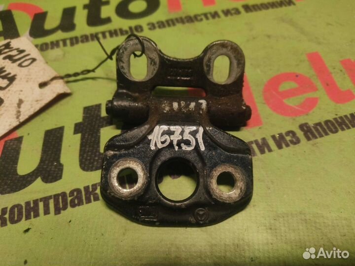 Петля двери mercedes E-class W210 перед право