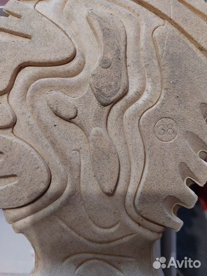 Кроссовки женские зимние 38 размера