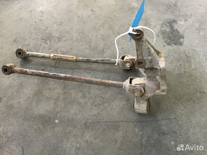 Кулак поворотный задний левый Toyota Camry XV30 20