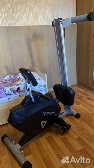 Гребной тренажер