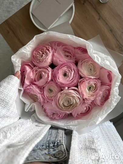 Ранункулюсы цветы букет