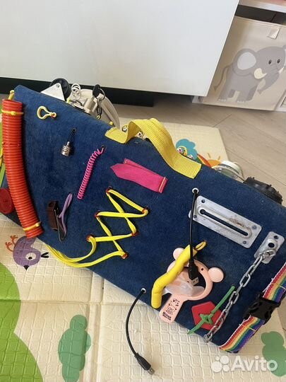 Развивающие игрушки для малышей пакетом