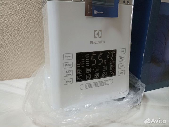 Новый Увлажнитель воздуха Electrolux EHU 3715D