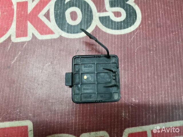 Заглушка буксировочного крюка передний Kia Sorento