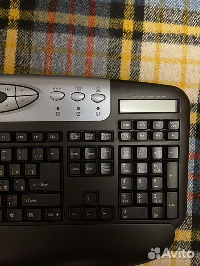 Мультимедийная клавиатура logitech