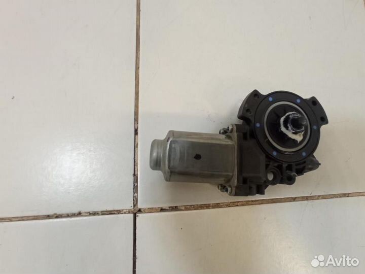 Моторчик стеклоподъемника Hyundai Elantra 4 HD 200