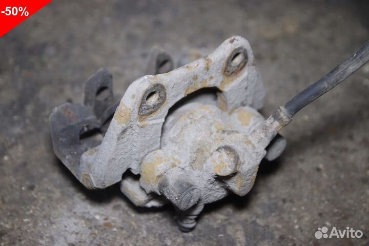 Суппорт тормозной на Бмв X3 E83