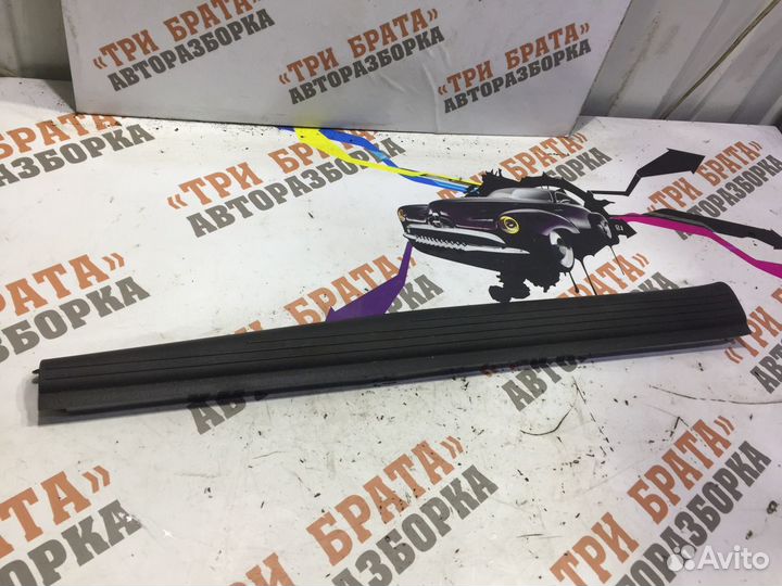 Мерседес Накладка порога в салон задняя левая